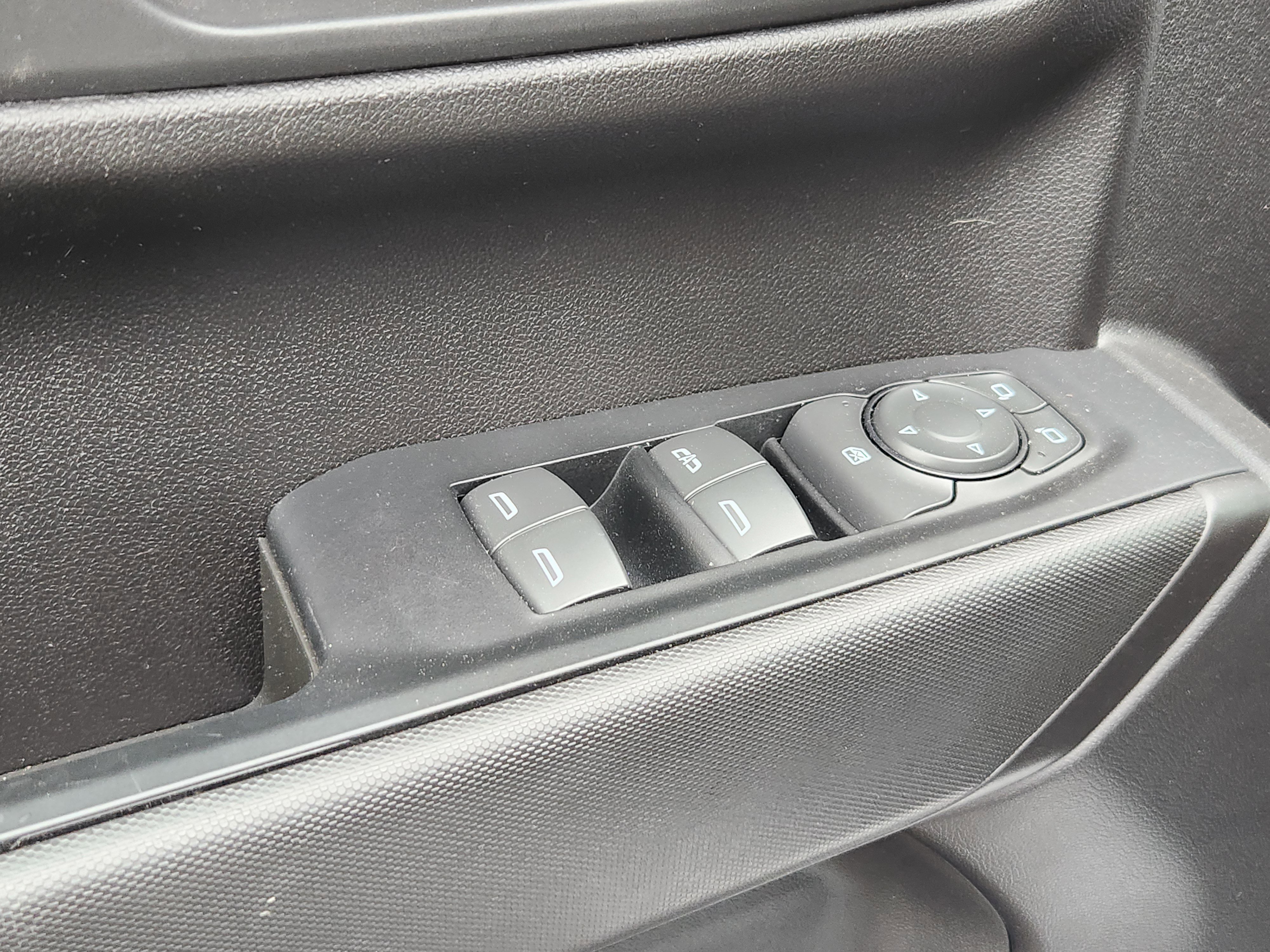 Used 2024 Chevrolet Silverado 1500 W/T image 7