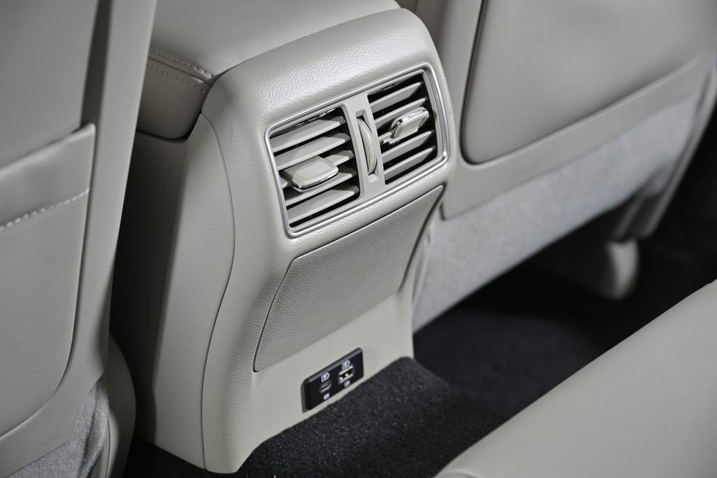 Used 2023 INFINITI Q50 Luxe w/ Cargo Package image 29