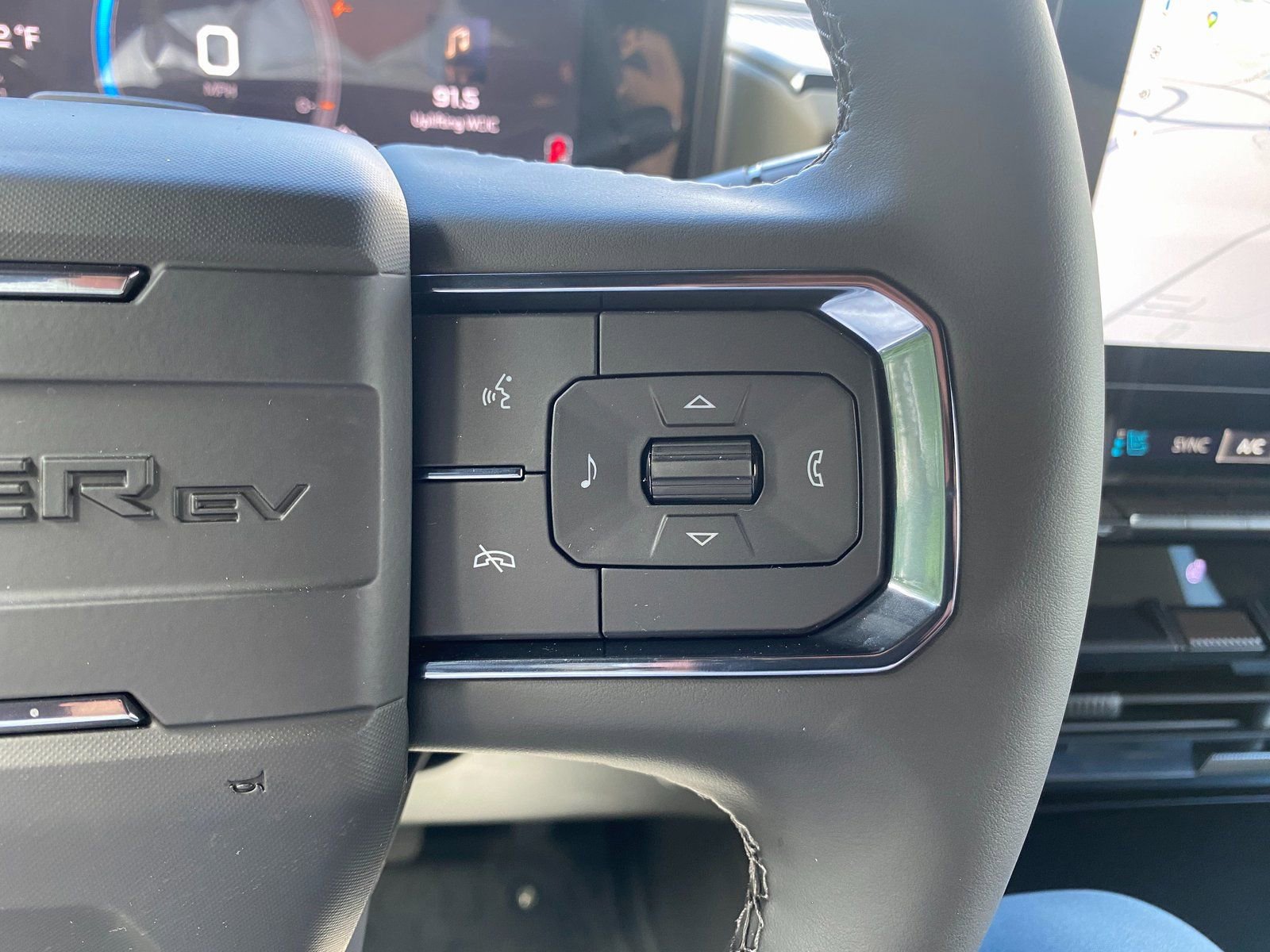 New 2026 GMC Hummer EV SUV image 18