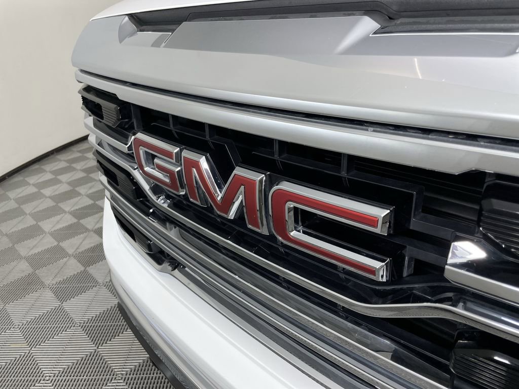 Used 2025 GMC Sierra 1500 SLT image 30