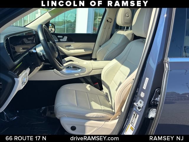 Used 2024 Mercedes-Benz GLE 350 4MATIC image 11