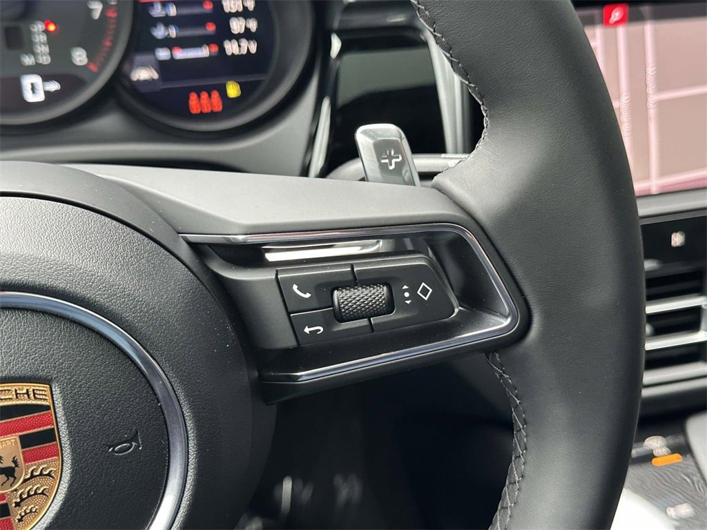 New 2026 Porsche Macan image 21