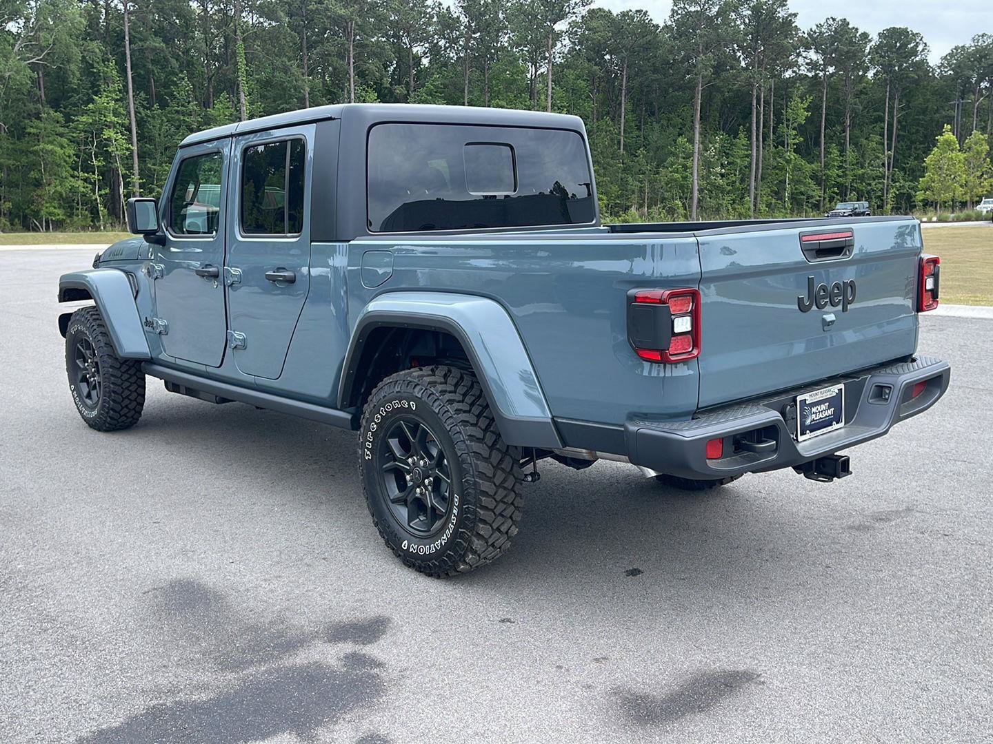 New 2026 Jeep Gladiator Sport AWD/4WD image 5