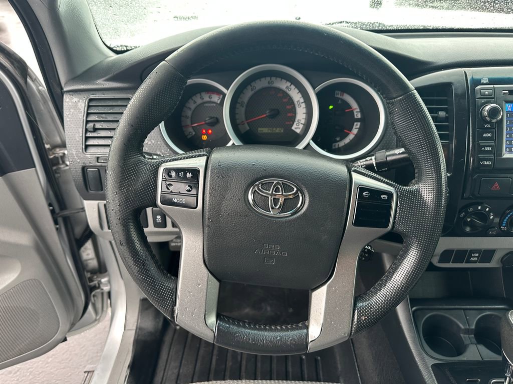 Used 2013 Toyota Tacoma 4x4 Access Cab w/ Convenience Pkg image 19