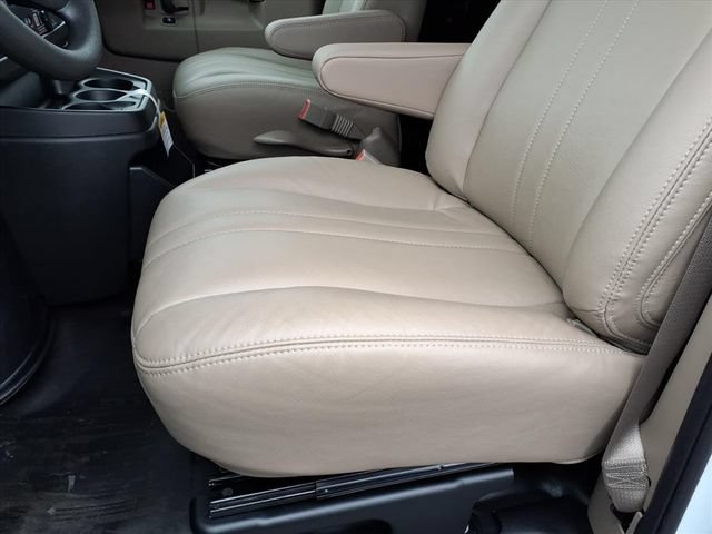 New 2025 Chevrolet Express 2500 RWD image 10