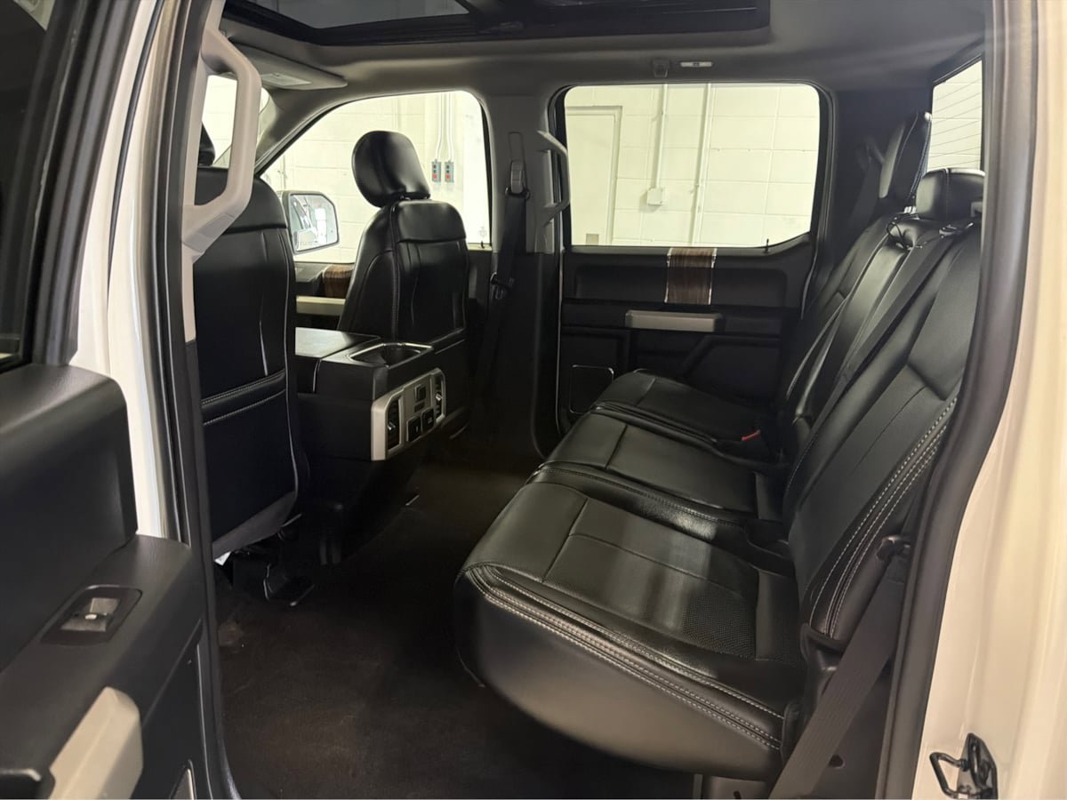 Used 2018 Ford F150 Lariat w/ Equipment Group 502A Luxury AWD/4WD image 10