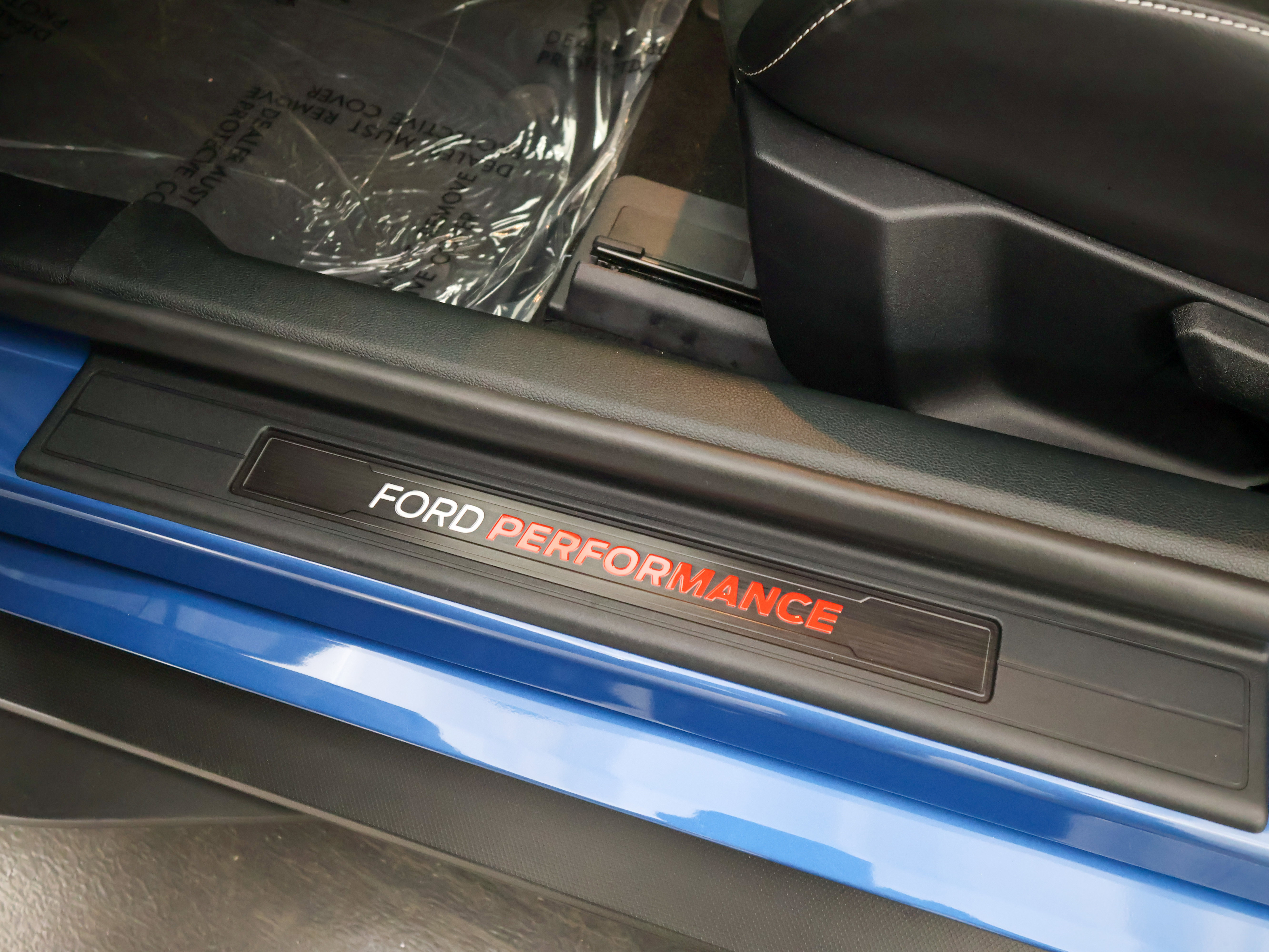 Used 2020 Ford Mustang Shelby GT500 w/ Carbon Fiber Track Pack RWD image 21