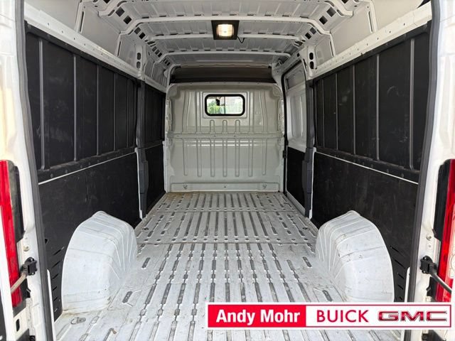 Used 2025 RAM ProMaster 2500 w/ Convenience Group FWD image 21