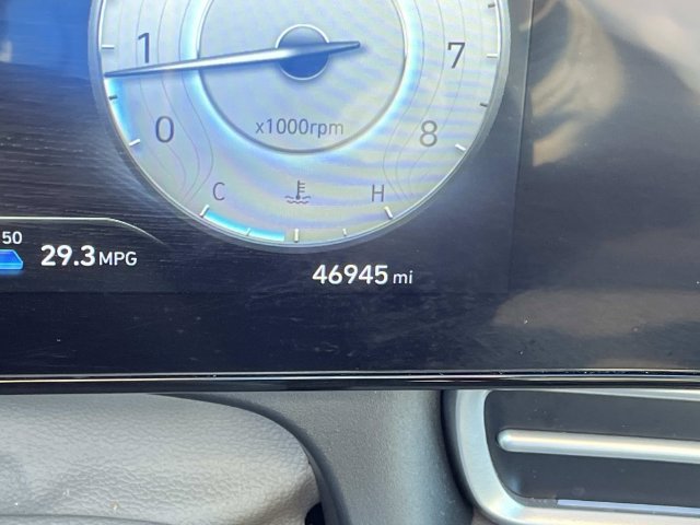 Certified 2025 Hyundai Elantra SEL FWD image 41