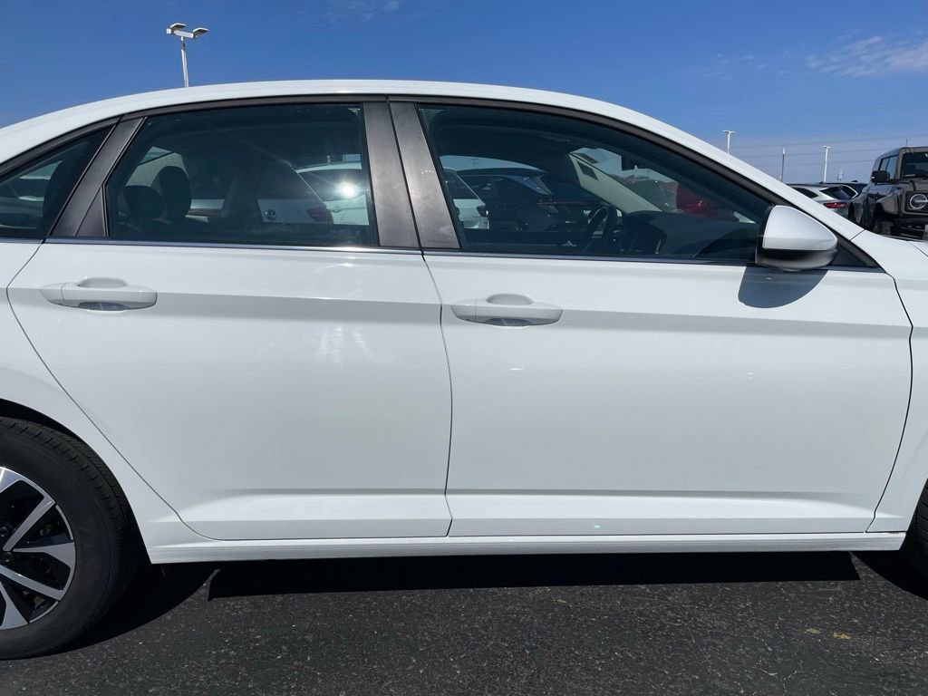 Used 2024 Volkswagen Jetta S image 24