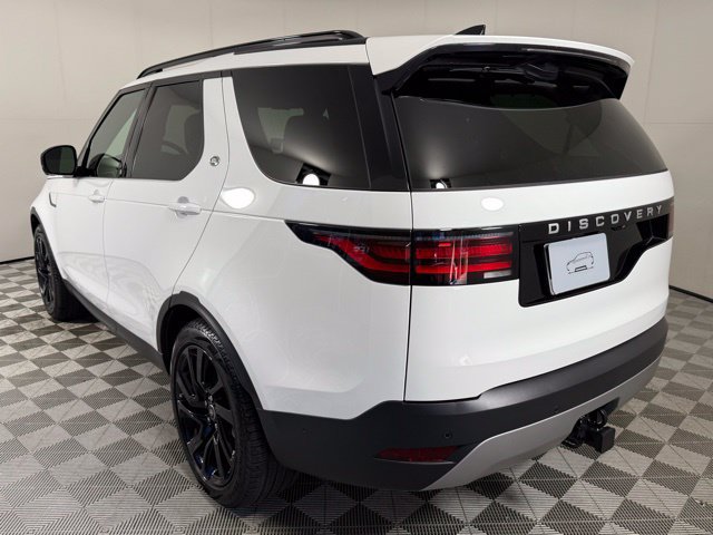 Used 2025 Land Rover Discovery S AWD/4WD image 4