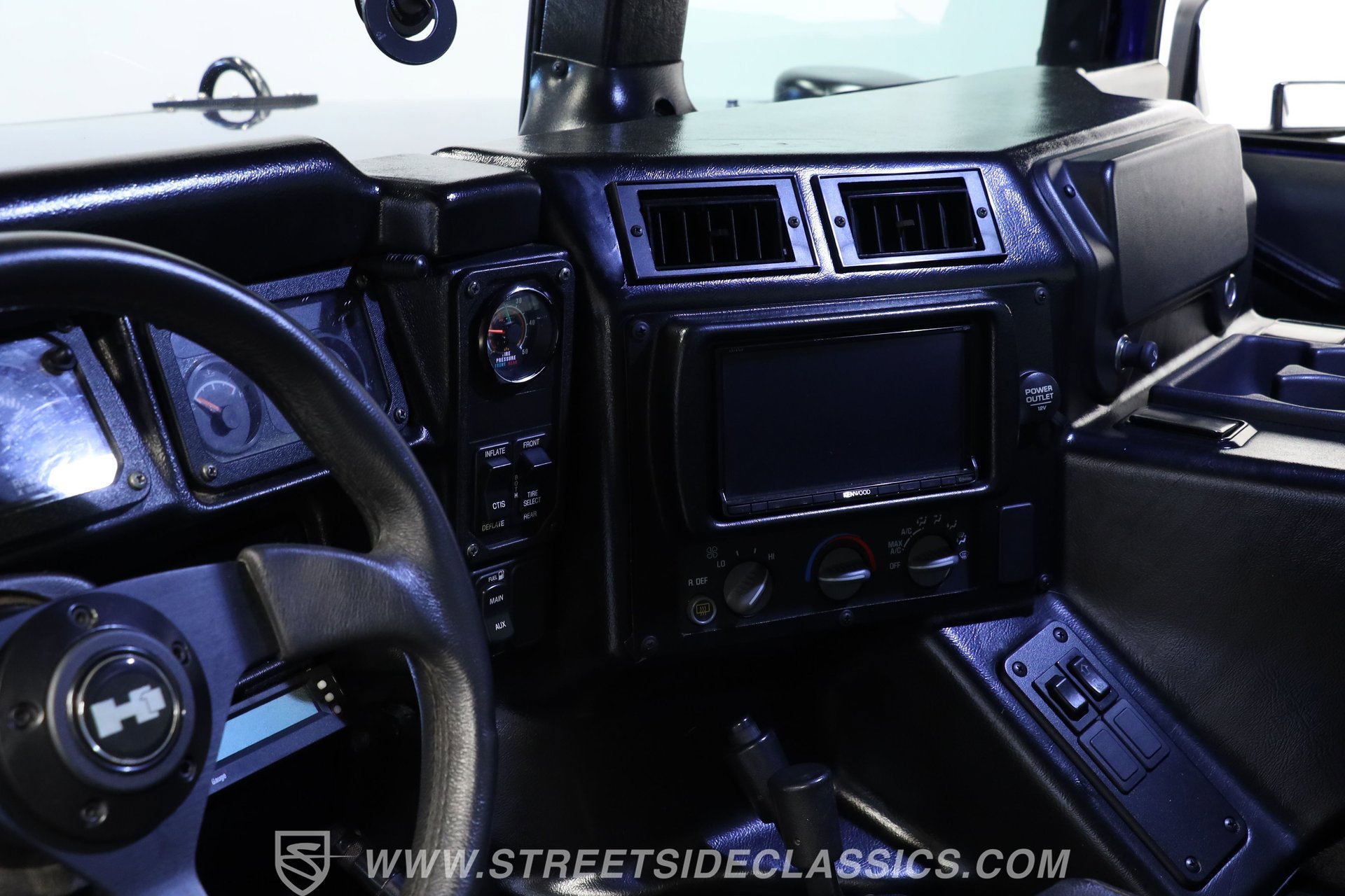 Used 2003 HUMMER H1 2-Door Hard Top image 39