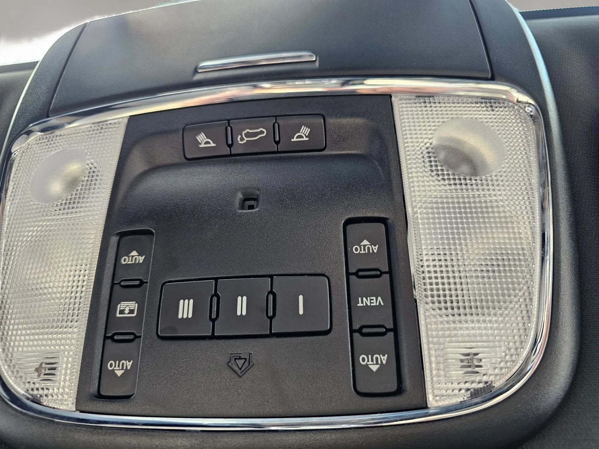 Used 2016 Jeep Grand Cherokee Limited 75th Anniversary RWD image 14