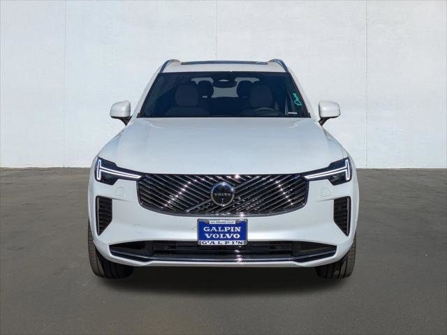 New 2026 Volvo XC90 T8 Ultra w/ Protection Package image 4