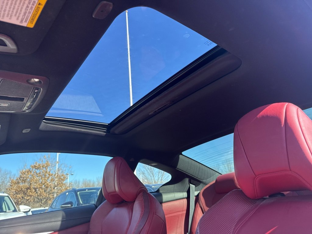 Used 2017 INFINITI Q60 Red Sport 400 image 15