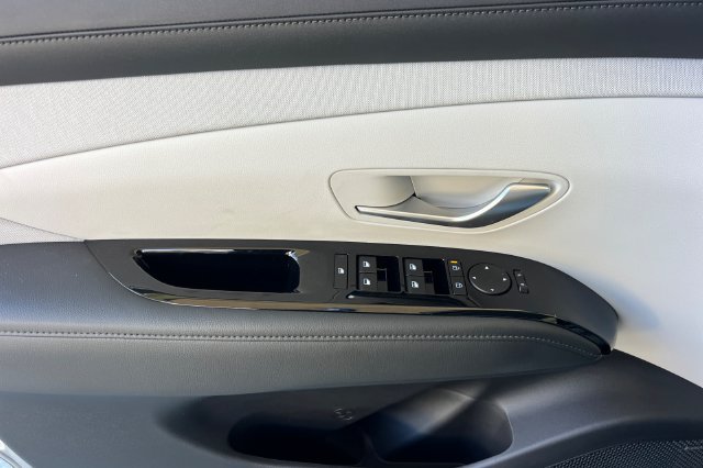 New 2026 Hyundai Tucson Limited AWD/4WD image 10