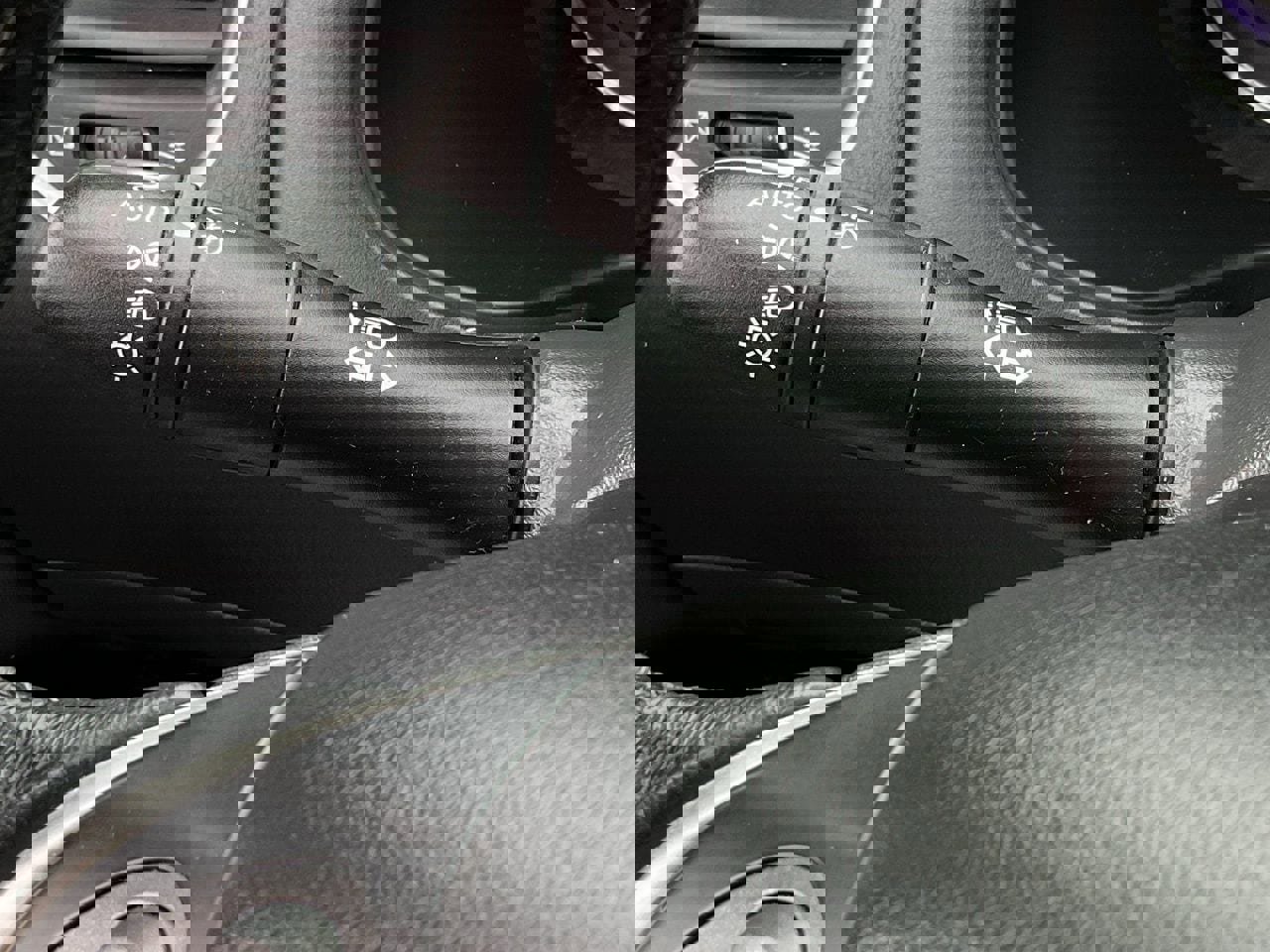 Used 2017 INFINITI QX60 FWD w/ Deluxe Technology Package image 33