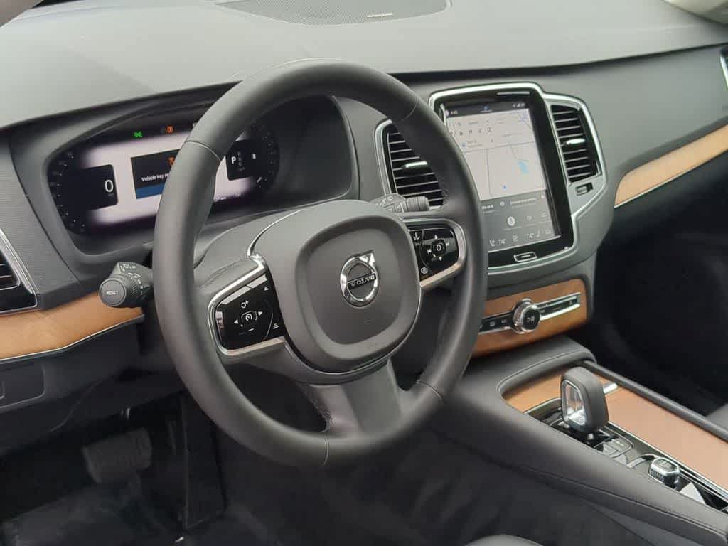 Certified 2023 Volvo XC90 B6 Plus w/ Protection Package Premier AWD/4WD image 2