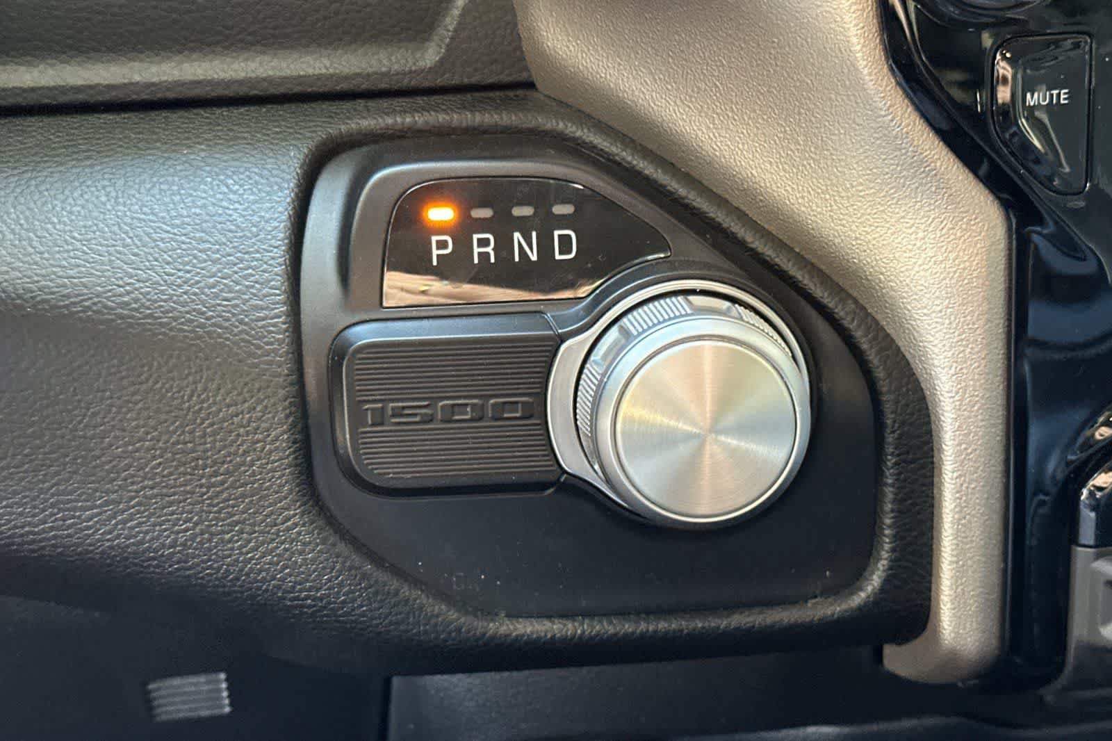 Used 2020 RAM 1500 Laramie RWD image 22