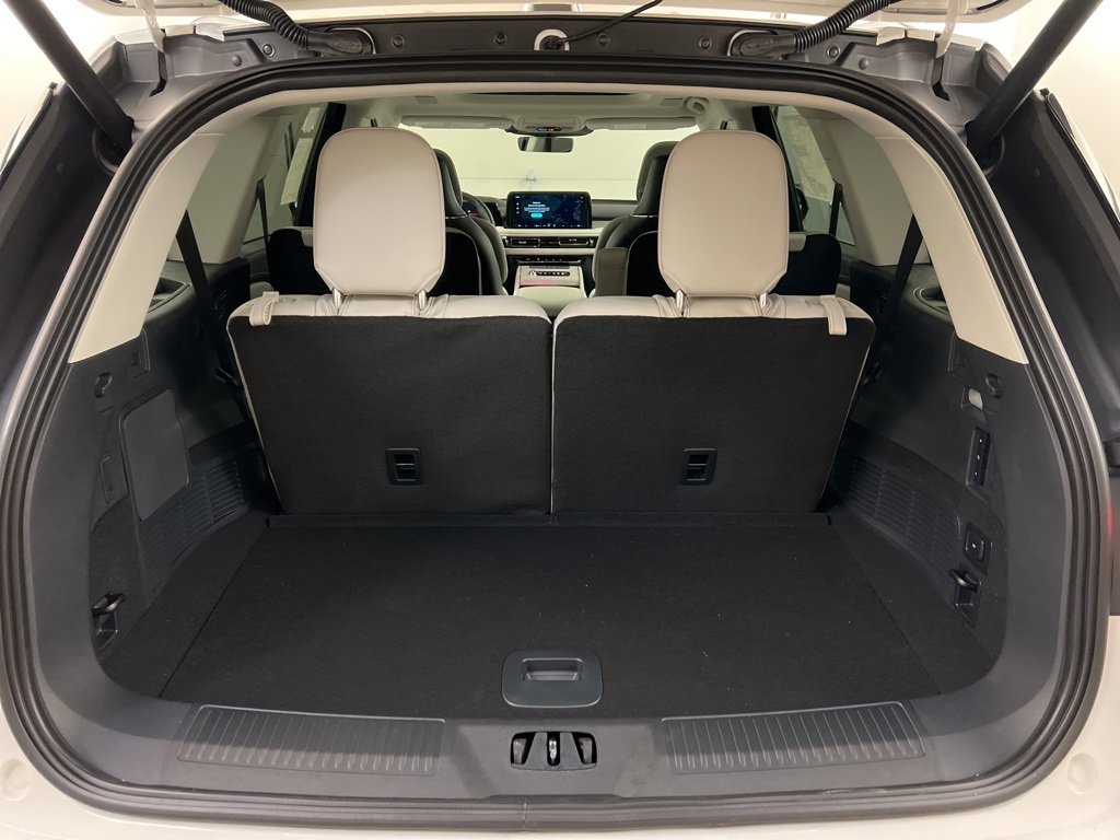 New 2026 Lincoln Aviator Reserve image 38