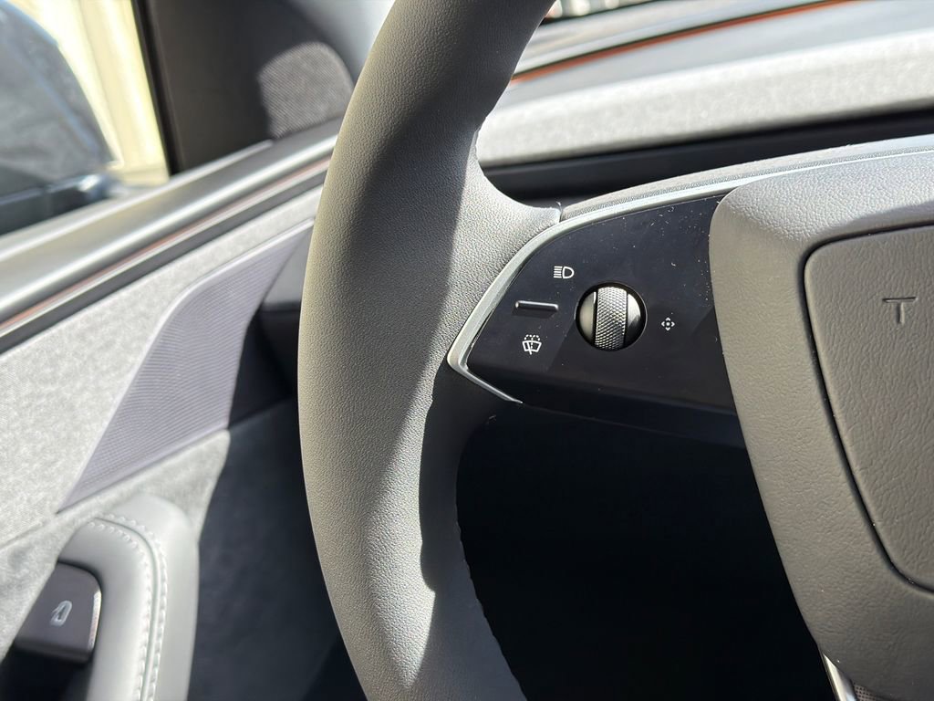 Used 2026 Tesla Model Y Long Range image 22