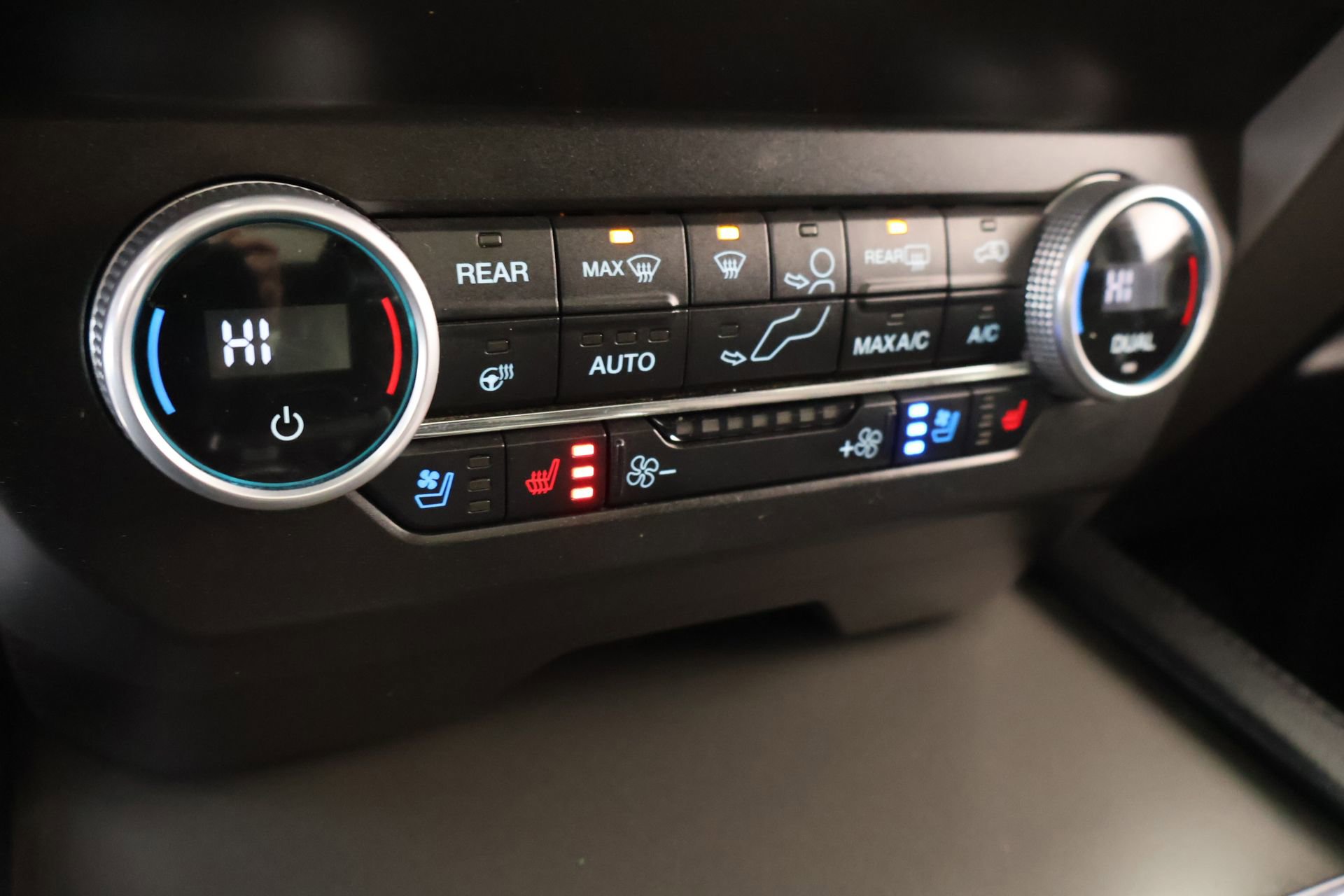 Used 2021 Ford Expedition XLT AWD/4WD image 8