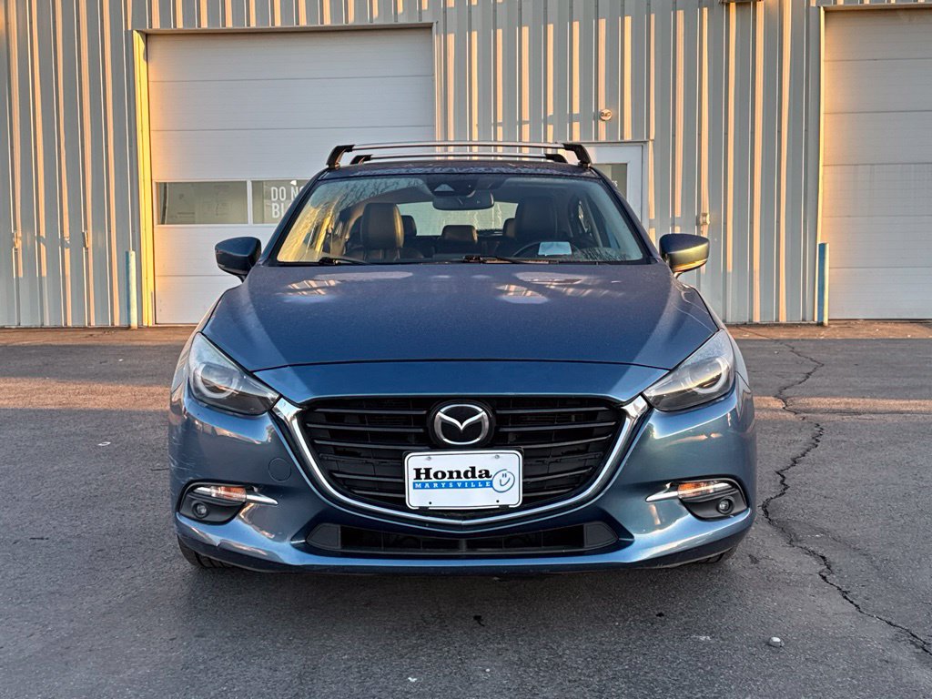 Used 2018 MAZDA MAZDA3 Grand Touring w/ Premium Equipment Package FWD image 2