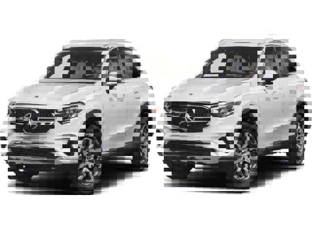Used 2024 Mercedes-Benz GLC 300 4MATIC image 3