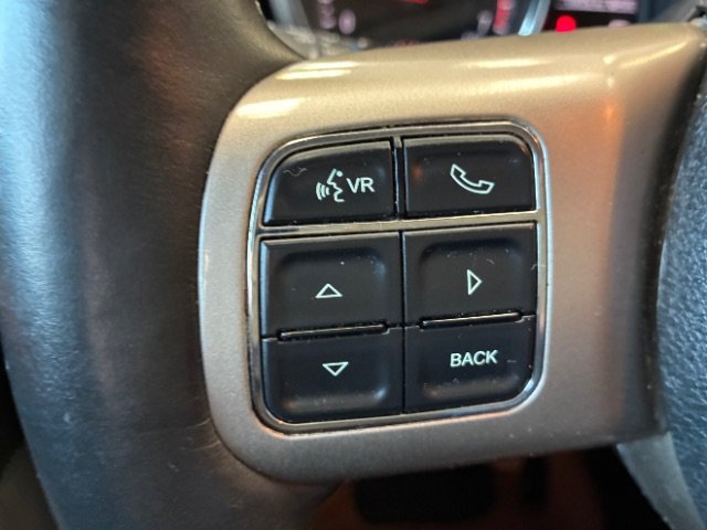 Used 2013 Jeep Grand Cherokee Overland w/ Advance Technology Group RWD image 18