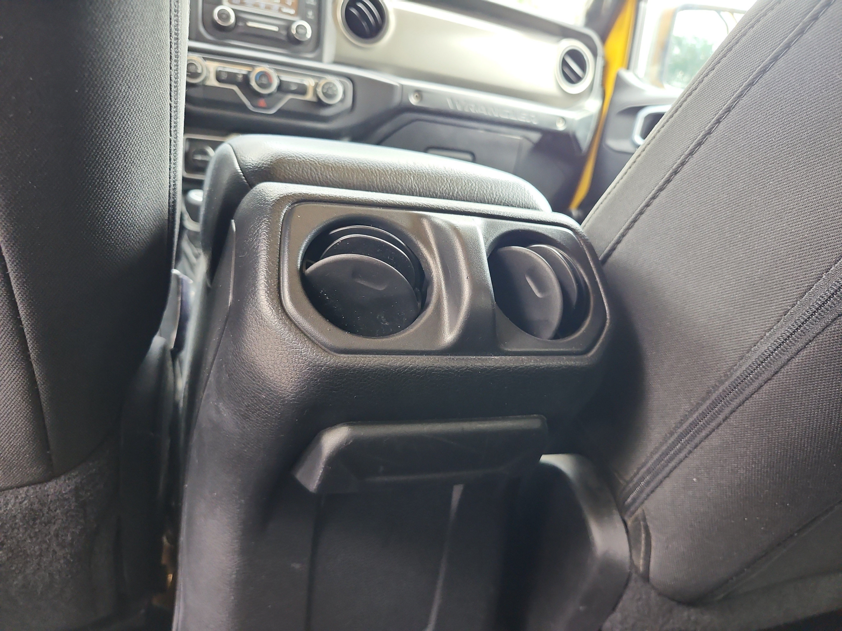 Used 2018 Jeep Wrangler Unlimited Sport AWD/4WD image 18