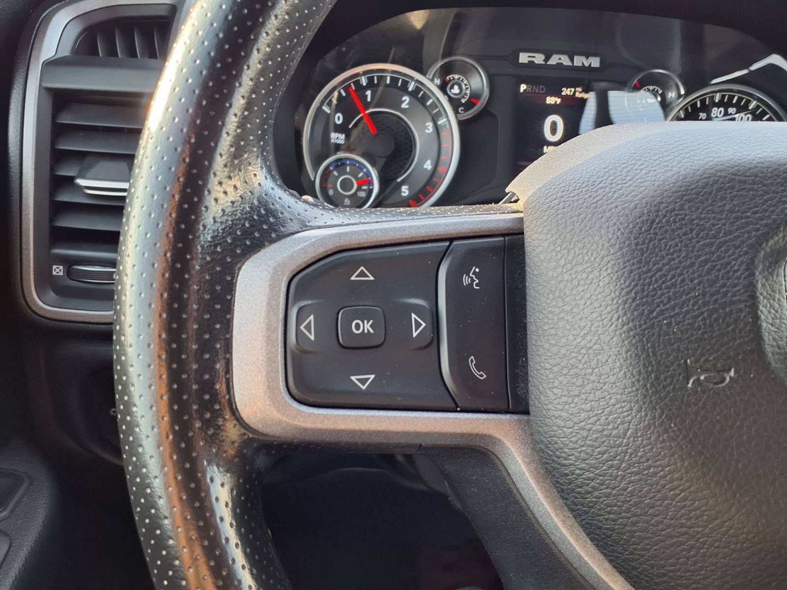 Used 2024 RAM 3500 Tradesman w/ Chrome Appearance Group AWD/4WD image 20