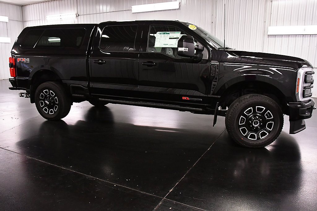 New 2025 Ford F350 Platinum w/ FX4 Off-Road Package image 8