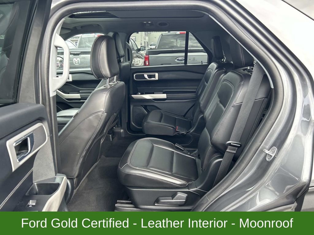 Certified 2022 Ford Explorer XLT w/ Equipment Group 202A image 12