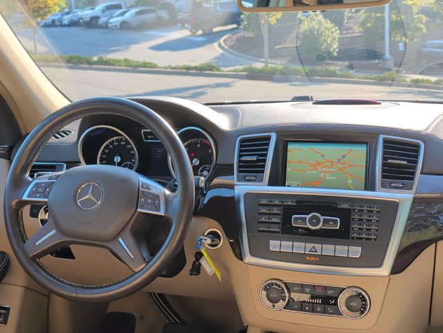 Used 2015 Mercedes-Benz GL 320 BlueTEC 4MATIC image 24