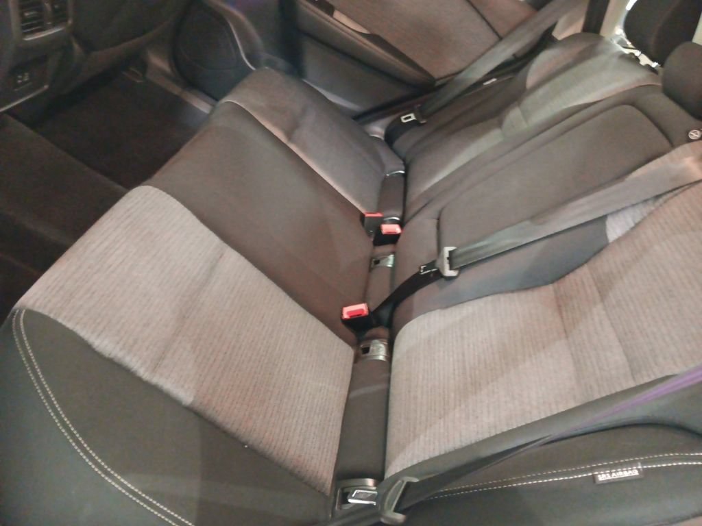 Used 2023 Nissan Rogue SV AWD/4WD image 7