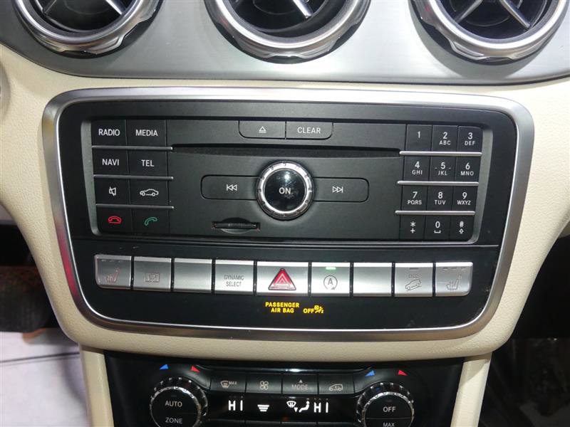 Used 2019 Mercedes-Benz GLA 250 4MATIC image 38