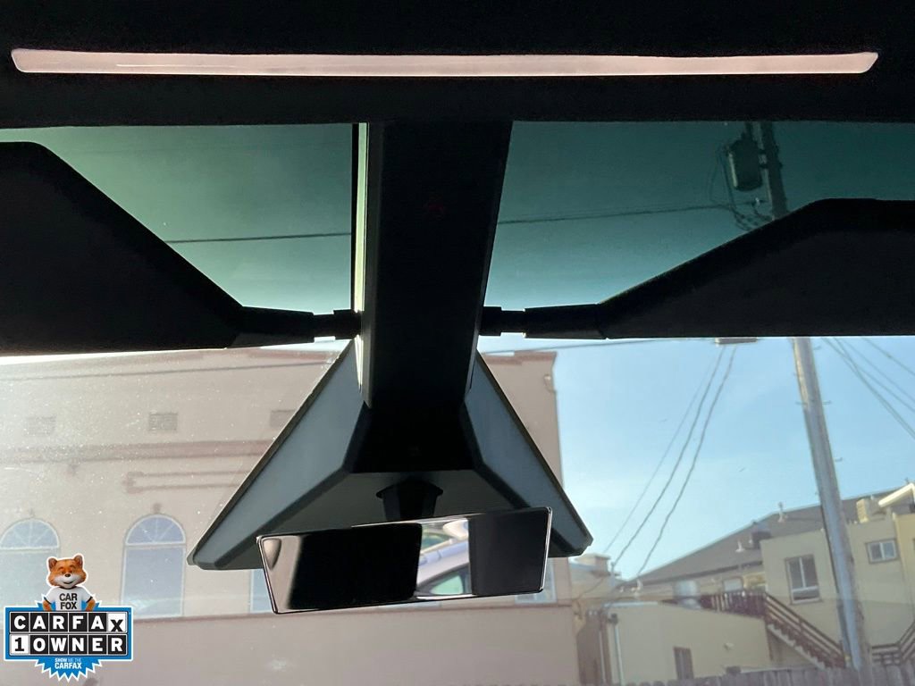 Used 2024 Tesla Cybertruck AWD Crew Cab image 42