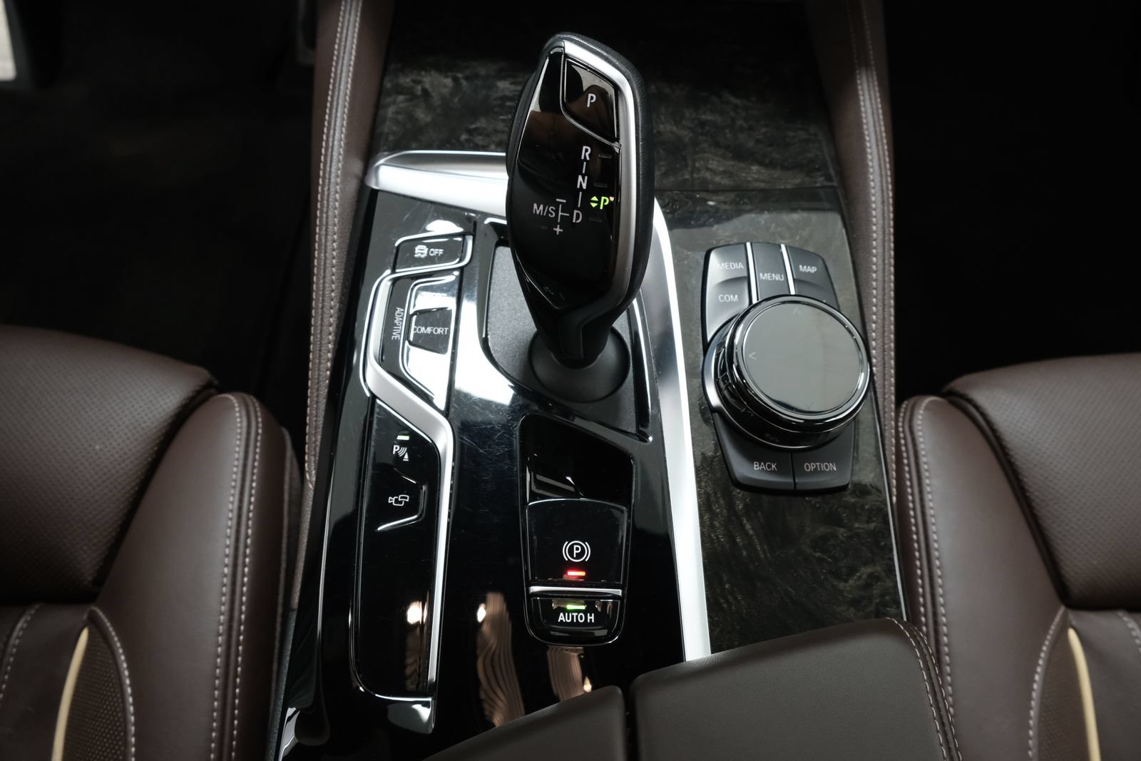 Used 2022 BMW M550i xDrive w/ Executive Package AWD/4WD image 23