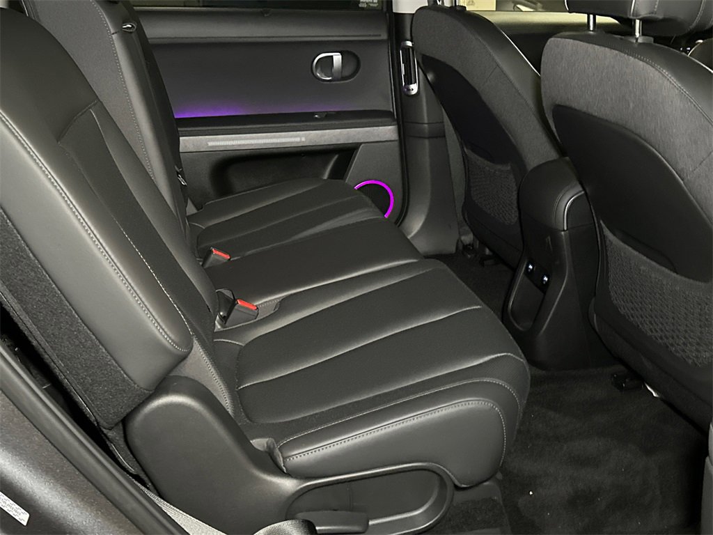 Used 2023 Hyundai Ioniq 5 Limited image 16