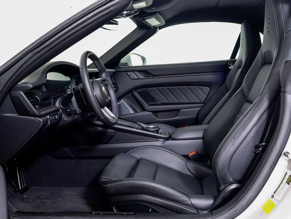 Used 2026 Porsche 911 Carrera GTS image 5