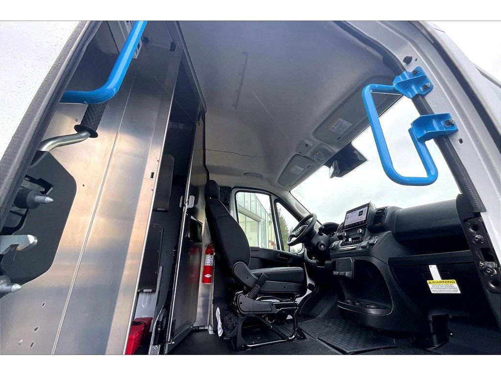 Used 2024 RAM ProMaster 3500 w/ Delivery Van Package image 22