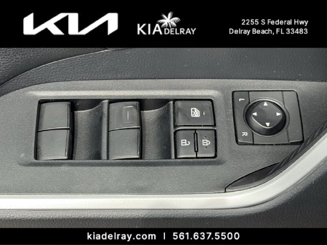 Used 2019 Toyota RAV4 XLE w/ Convenience Package AWD/4WD image 17