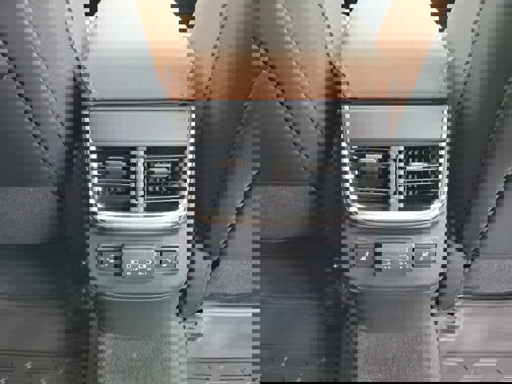 Used 2021 Subaru Outback Touring XT image 34