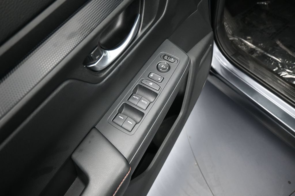 Used 2024 Honda CR-V Sport image 15