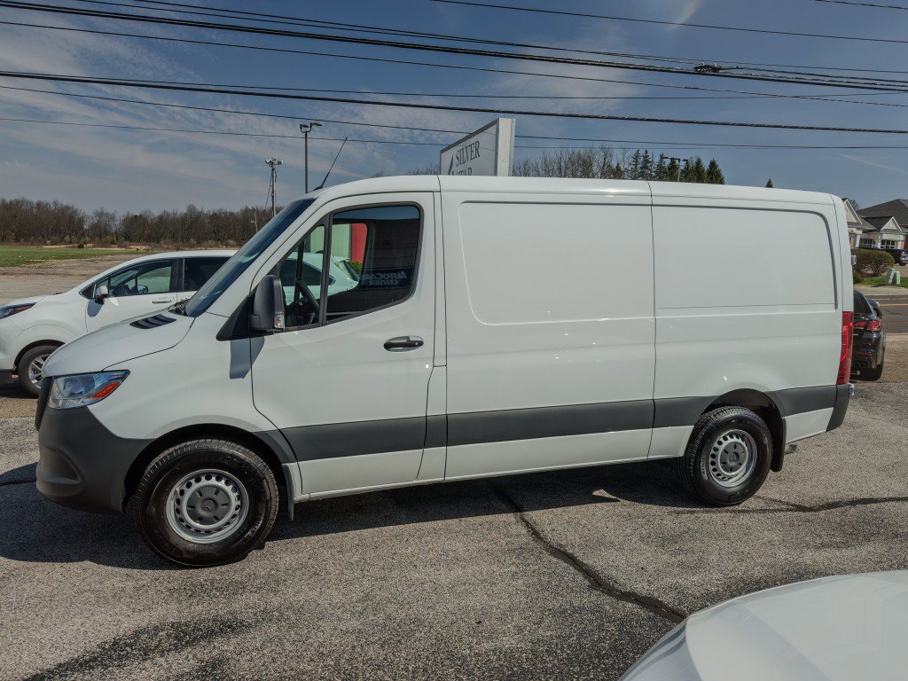 Used 2021 Mercedes-Benz Sprinter 2500 w/ Driver Convenience Package image 6