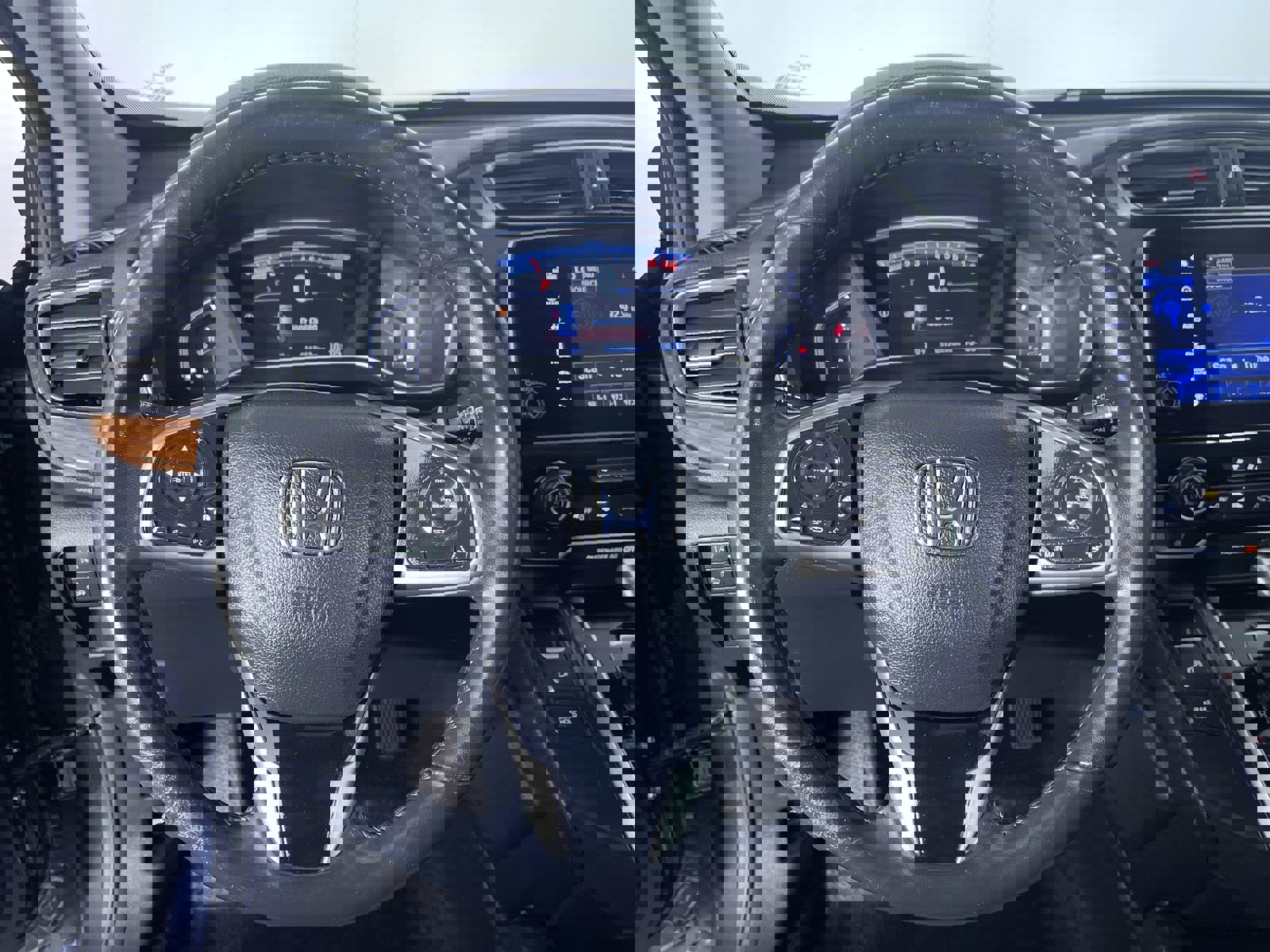 Used 2019 Honda CR-V Touring image 16