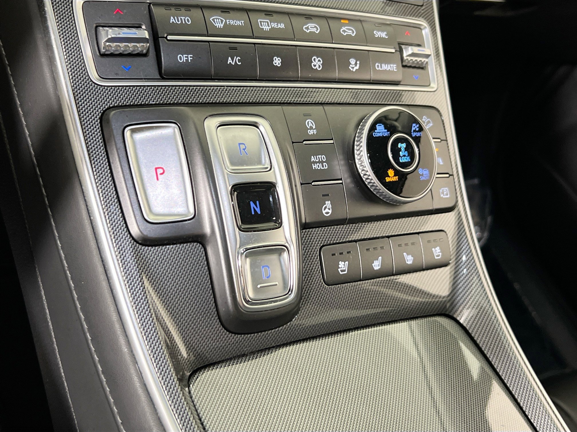 Used 2022 Hyundai Santa Fe Limited w/ Cargo Package image 17