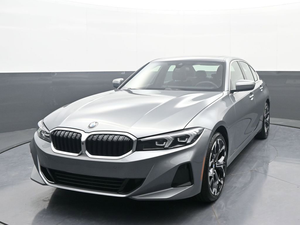 Used 2025 BMW 330i xDrive Sedan image 1