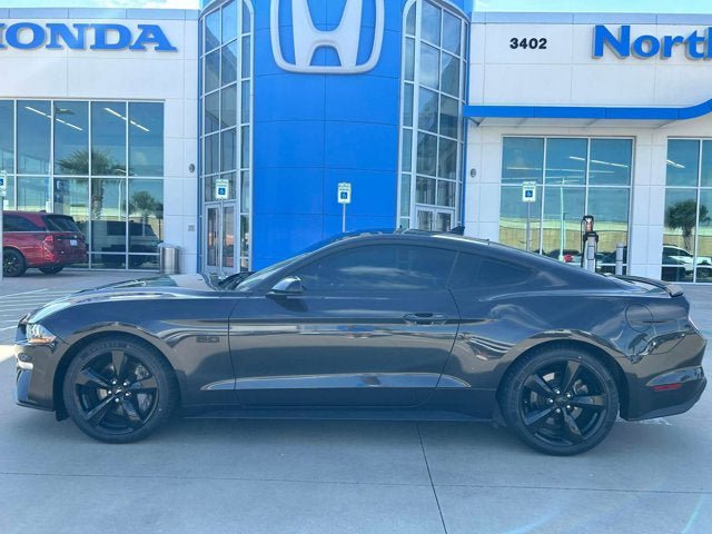 Used 2022 Ford Mustang GT w/ Equipment Group 301A RWD image 2