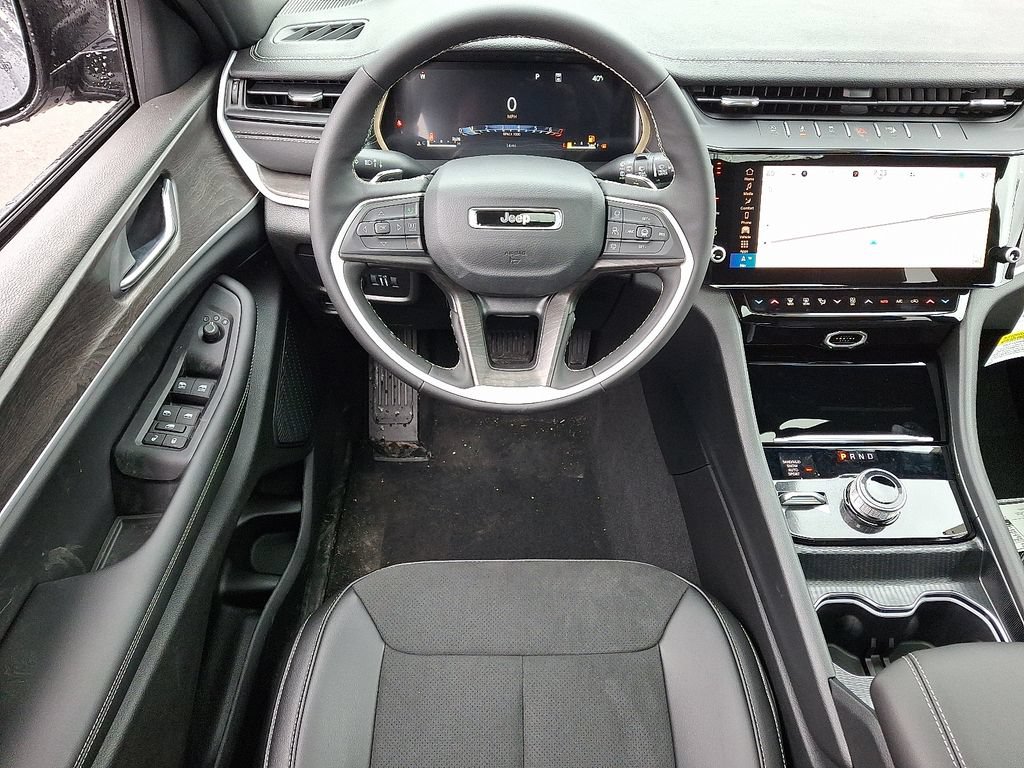 New 2026 Jeep Grand Cherokee Altitude AWD/4WD image 8